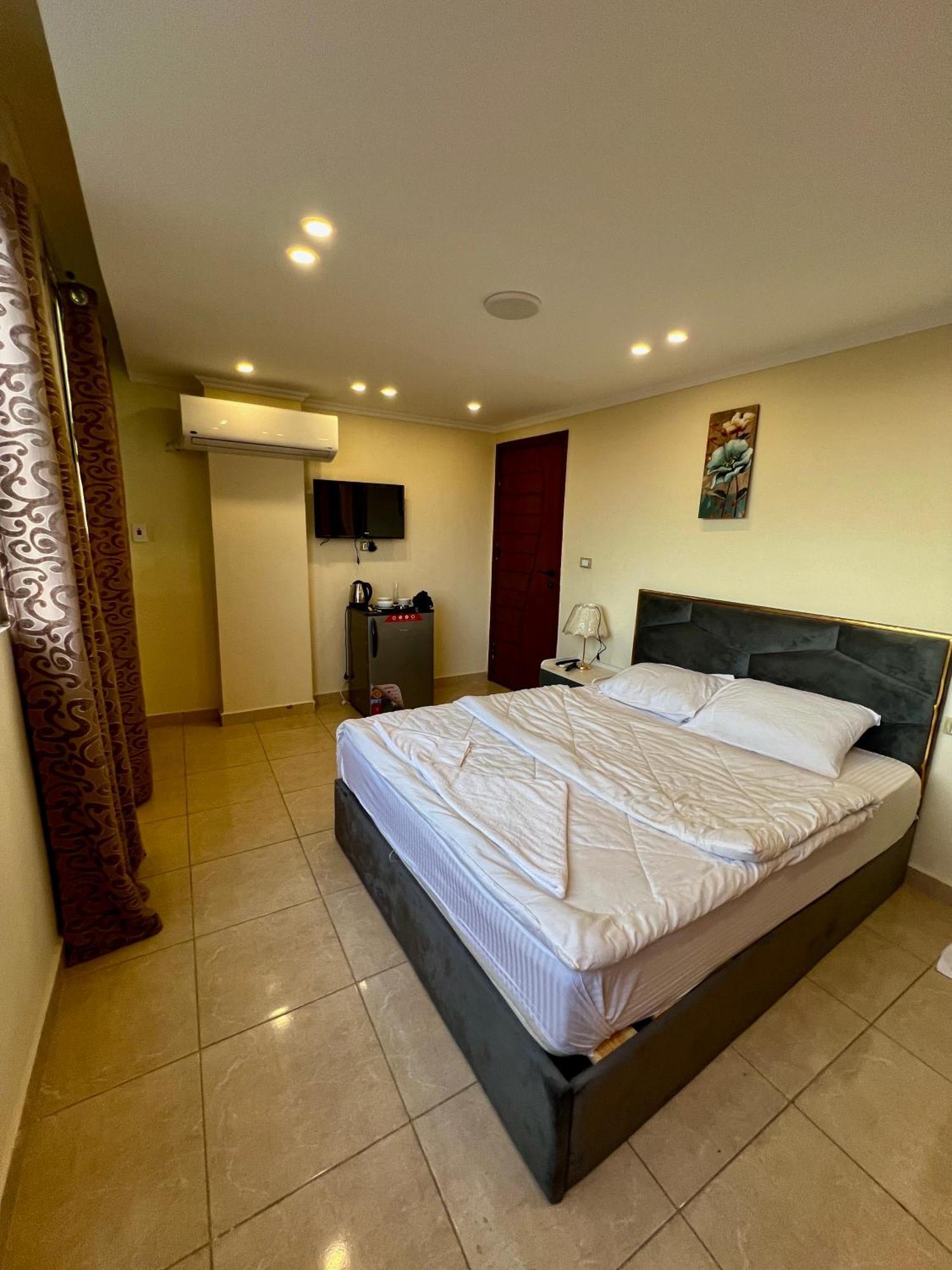 Pyramids Pride Inn Kafret el-Gabal Esterno foto
