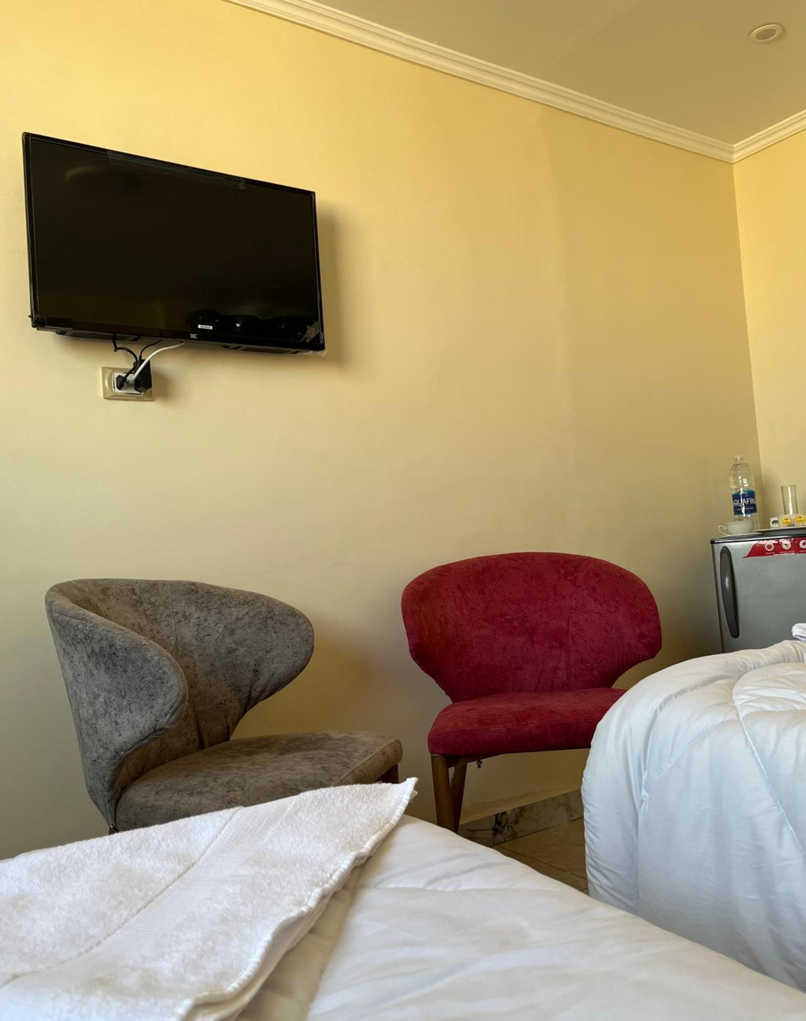 Pyramids Pride Inn Kafret el-Gabal Esterno foto